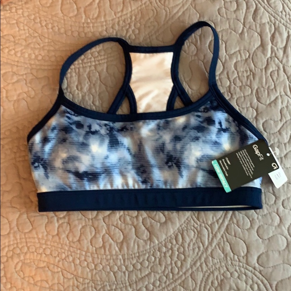 NWT GapFit Low Impact Sports Bra - XS